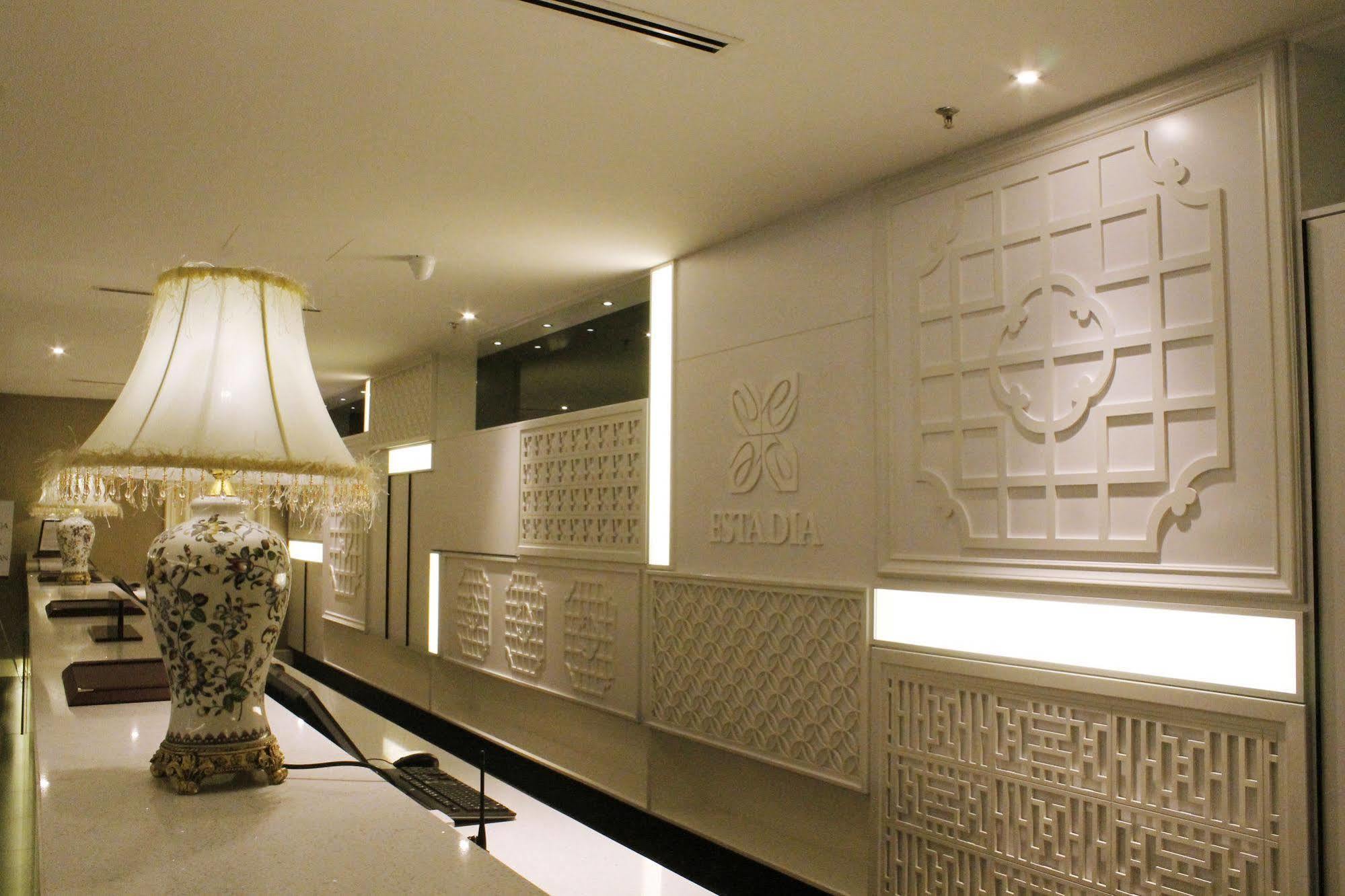 Estadia Hotel Malacca Esterno foto