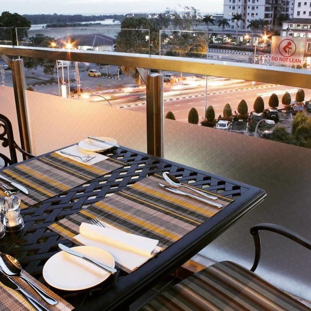Estadia Hotel Malacca Esterno foto